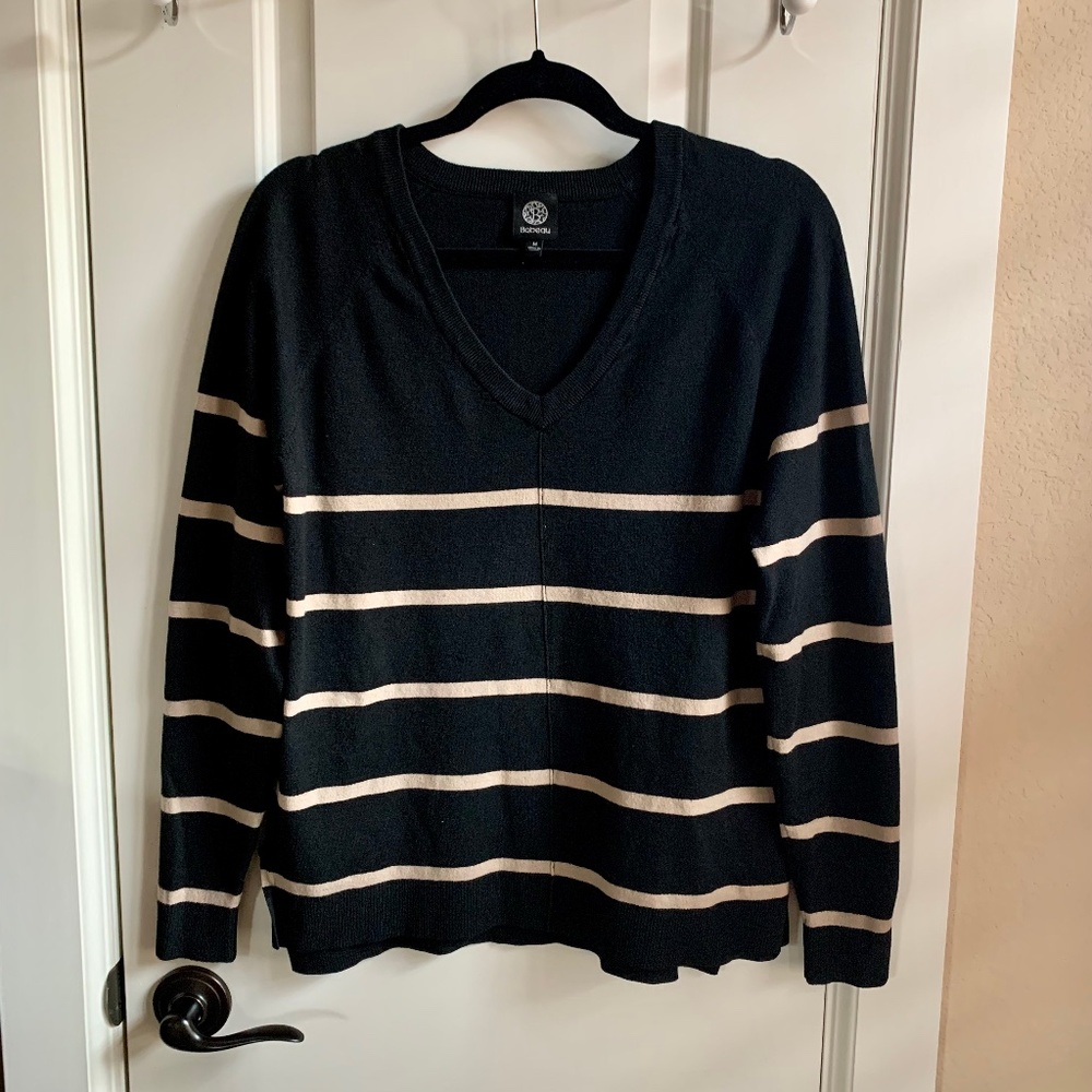 Bobeau V-neck Striped Sweater